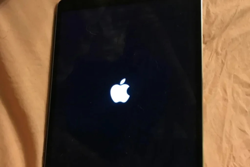 Cách khắc phục sự cố điện thoại không lên nguồn - Sua chua dien thoai Minh Phat Mobile Bac Lieu 0979150456 web https://kenhkienthucmeovat.com dia chi 67c/10 Lo Tra Van, Khom 1, Phuong 1, tp. Bac Lieu, Bac Lieu