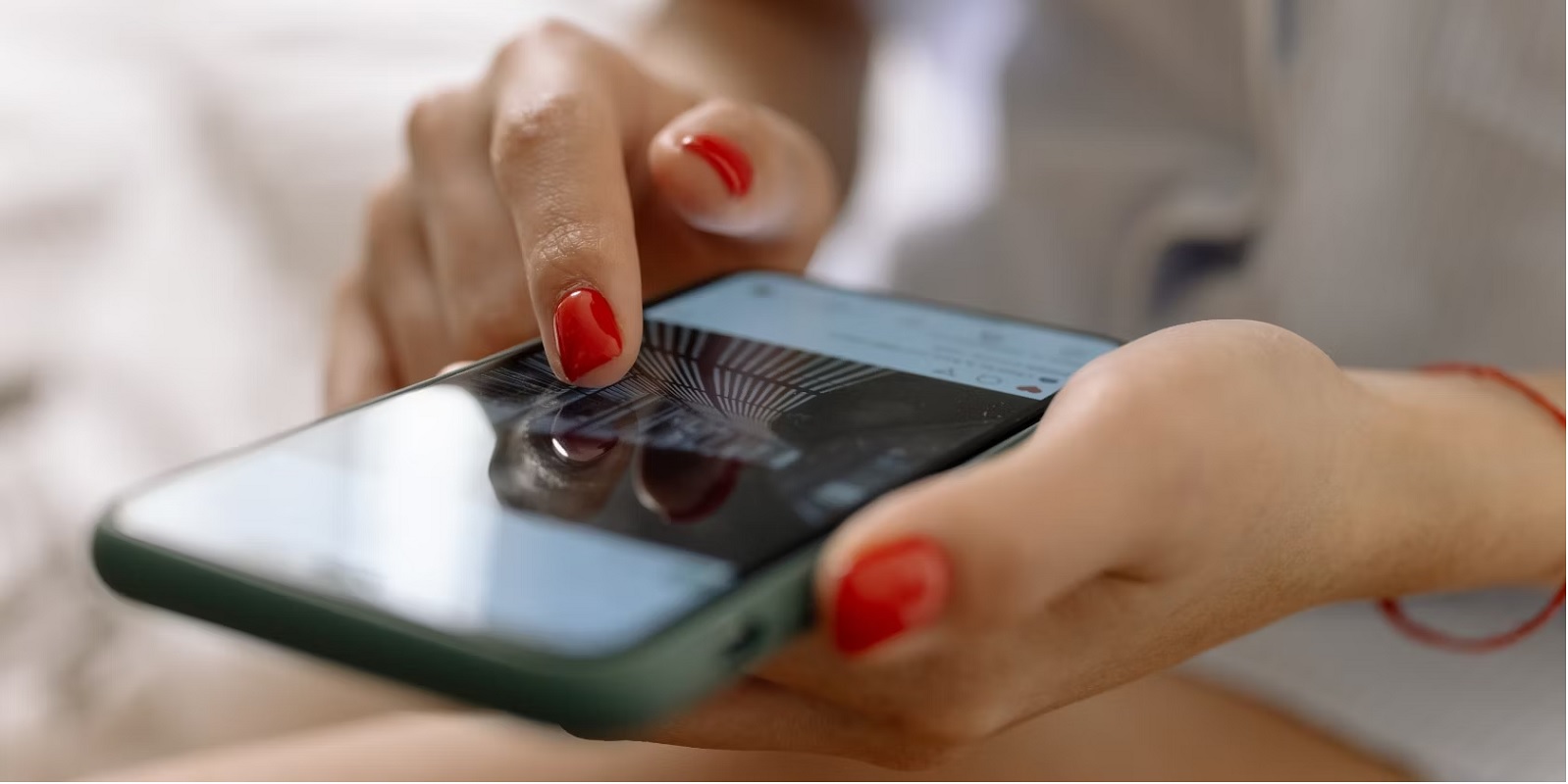 Xử lý sự cố lỗi cảm ứng trên màn hình điện thoại - Sua chua dien thoai Minh Phat Mobile HCM - Bac Lieu 0979150456 web https://minhphatmobile.com